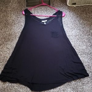 Lace detail flowy tank